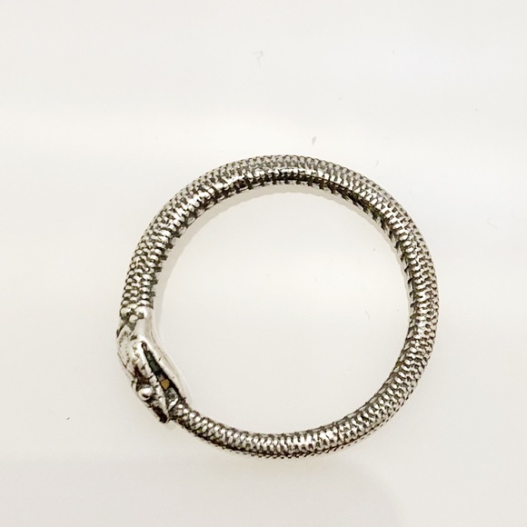 Oxidized Sterling Silver Ouroboros Snake Ring - Picture 4 of 6